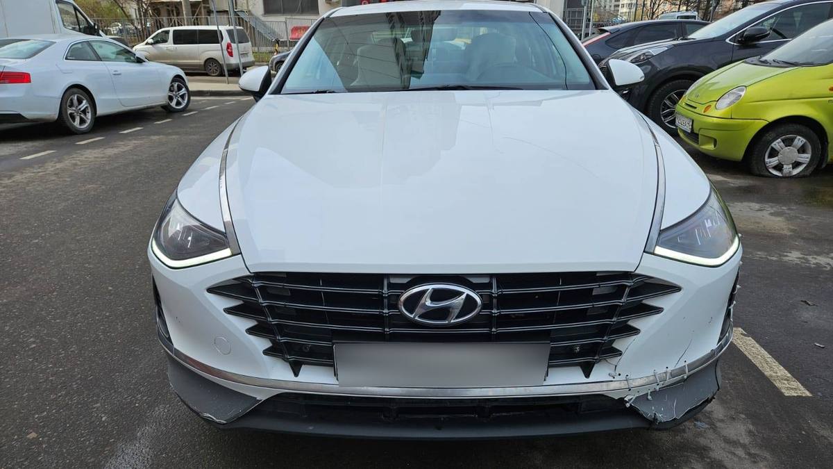 Купить Hyundai Sonata VIII (DN8) седан, 2020 года, цвет: Белый, за 1650000  руб. в Санкт-Петербурге